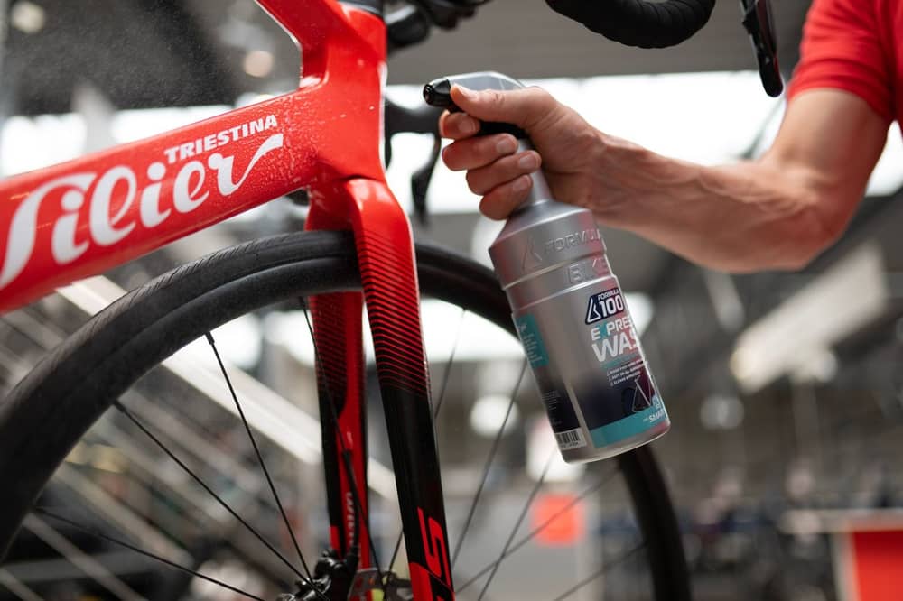 Formula 100 Quick Clean Express Bike Wash - Image 3 of 3