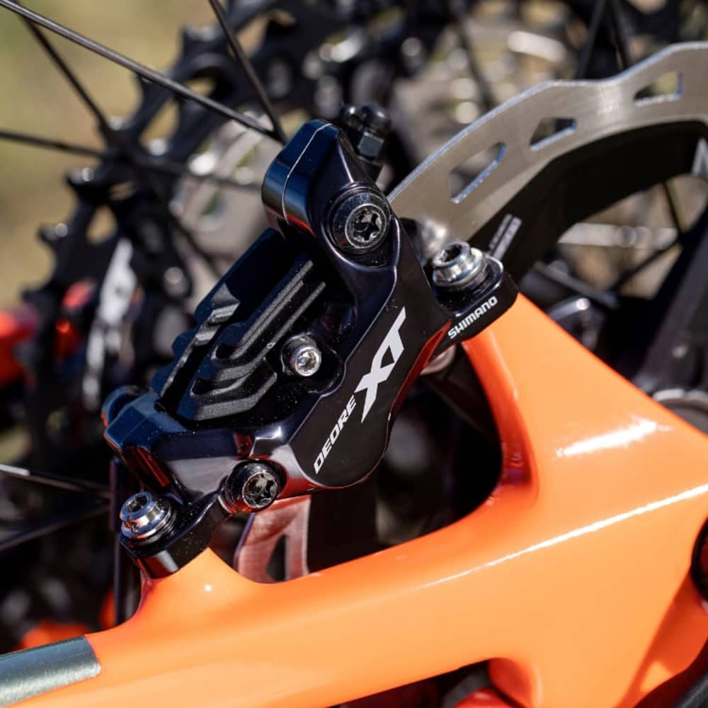Shimano XT BR-M8120 Disc Brake Caliper in Metal Black - Image 2 of 2