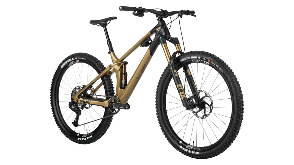 YT Izzo 29 CF Core 4 2025 Bike