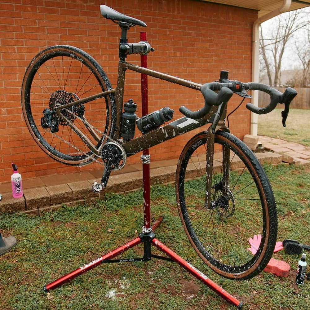 Feedback Pro Ultralight Bike Repair Stand in Black/Red - Image 10 of 10