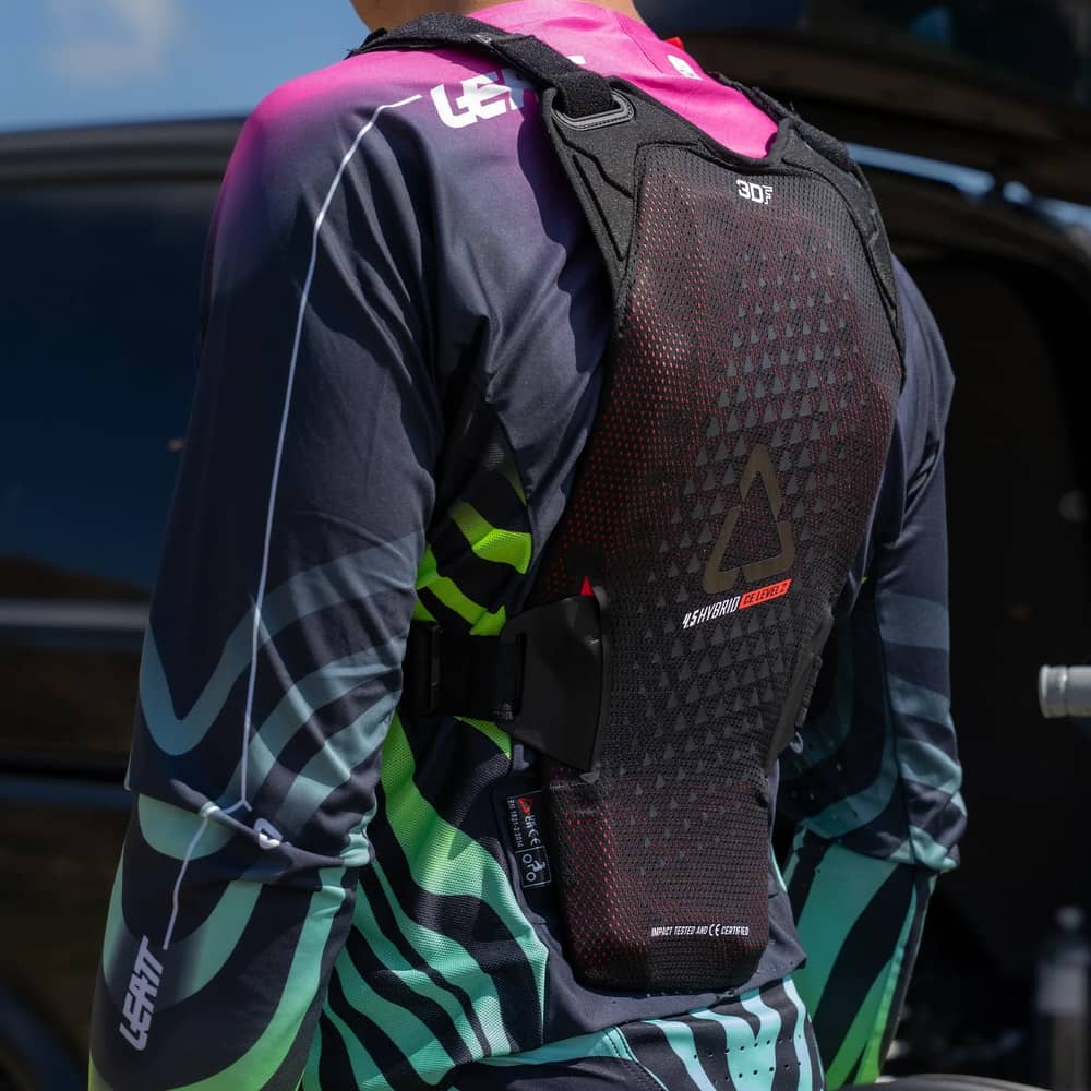 Leatt Chest Protector 4.5 Hybrid in Black - Image 5 of 5