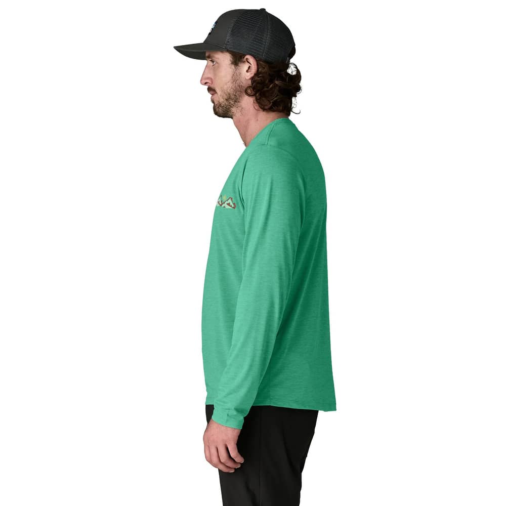 Patagonia Men's L/S Cap Cool Daily Shirt - Trailcheck in Gumtree Green / Light Gumtree Green X-Dye - Image 5 of 6