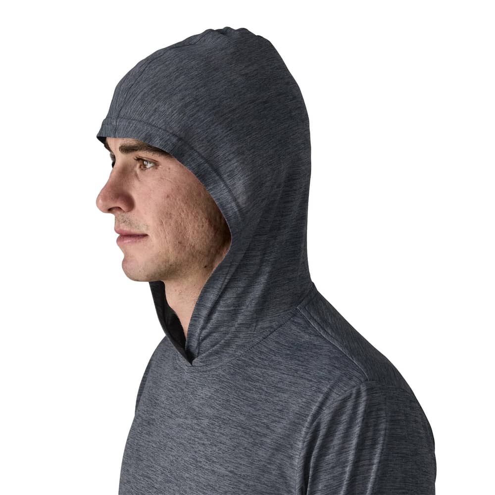 Patagonia Men's Cap Cool Daily Hoody in Smolder Blue / Light Smolder Blue X-Dye - Image 5 of 5