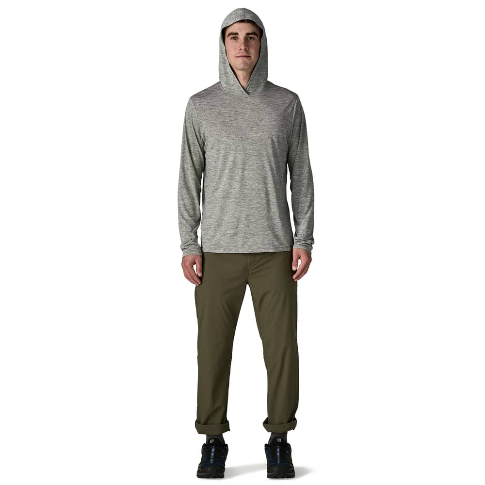 Patagonia Men's Cap Cool Daily Hoody in Feather Grey - Image 4 of 4