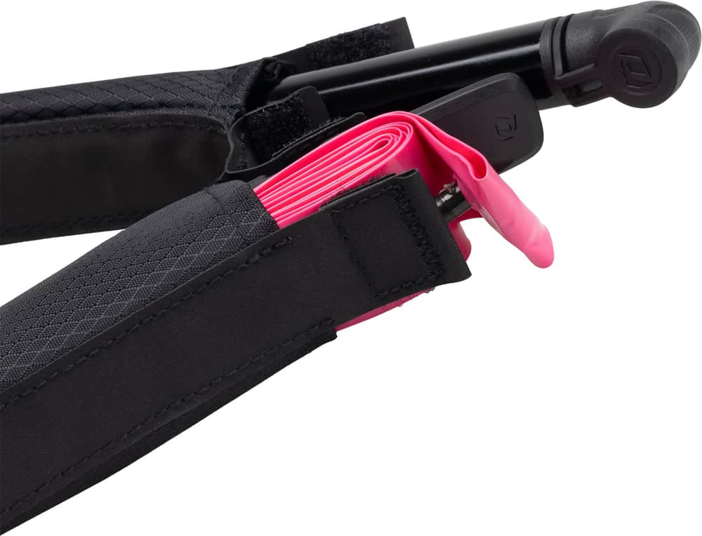 Syncros IS-R300 "Save The Day" Kit in Black - Image 3 of 3