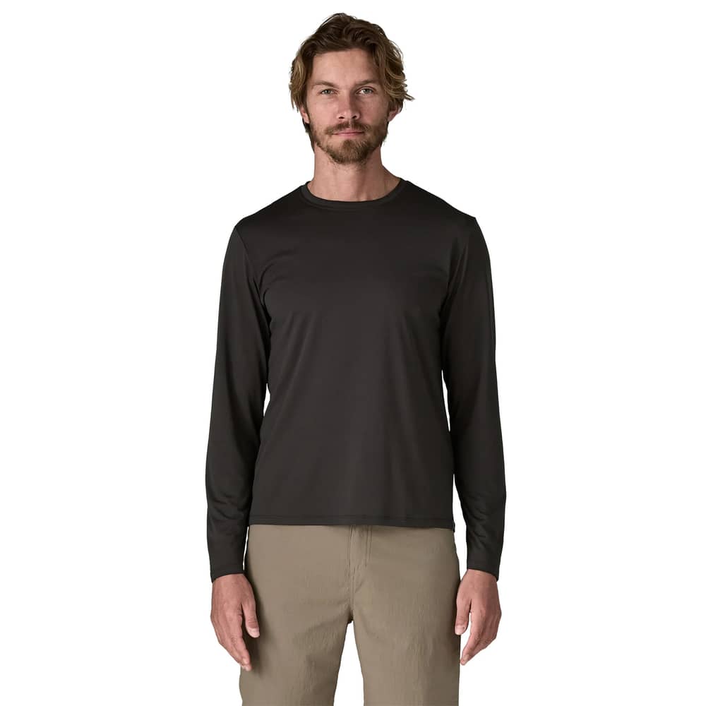 Patagonia Men's Long Sleeve Cap Cool Daily Shirt in Black - Image 2 of 3