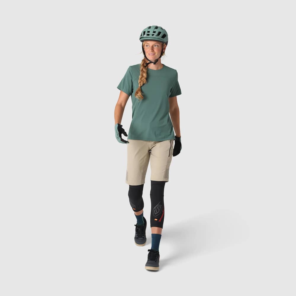 Outdoor Research Women's Freewheel MTB Short Sleeve Jersey in Malachite - Image 5 of 5