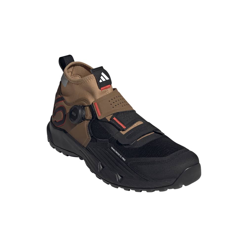 FIVE TEN TRAILCROSS PRO CLIP-IN SHOES in Cardboard/Off White/Core Black - Image 5 of 8