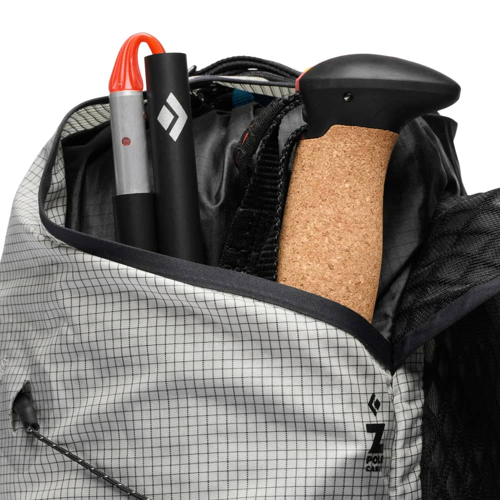Black Diamond Distance 15 Backpack in Alloy - Image 4 of 8