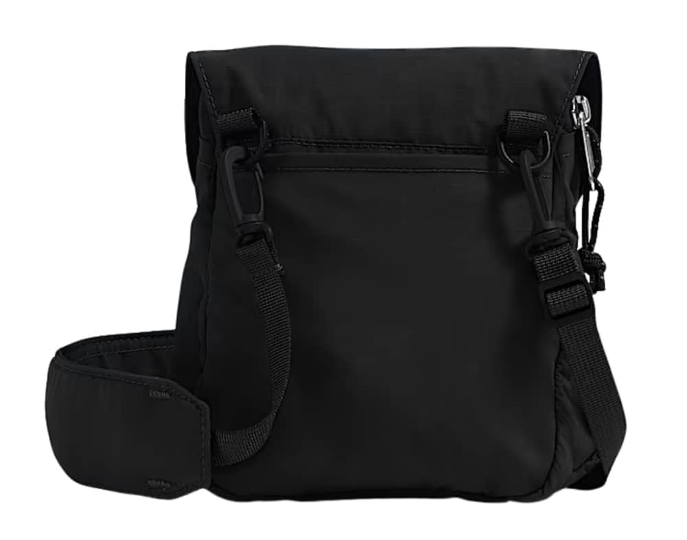 The North Face Glen Canyon Pocket Cross Body Bag in TNF Black - Image 2 of 2