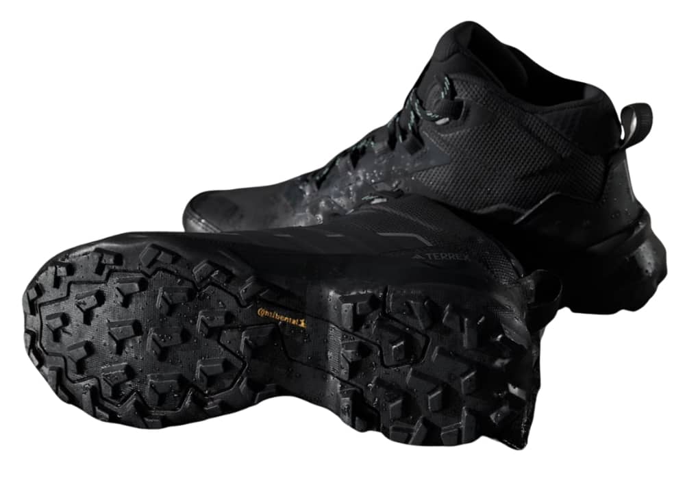 Adidas Terrex Skychaser AX5 Mid GTX Women's Shoes in Carbon/Core Black/Semi Flash Aqua - Image 2 of 3