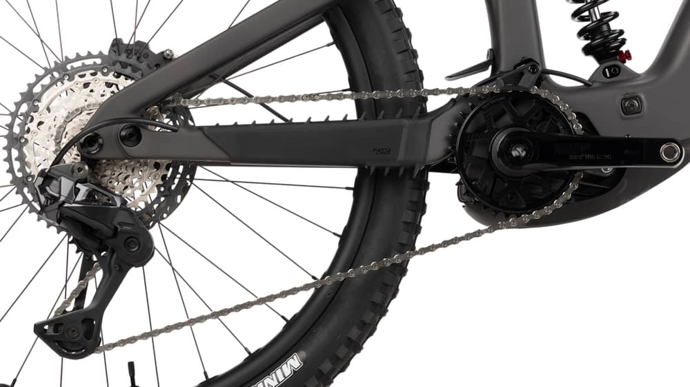 Santa Cruz Bullit XT Di2 RSV E-Bike 2027 in Matte Carbon - Image 2 of 6