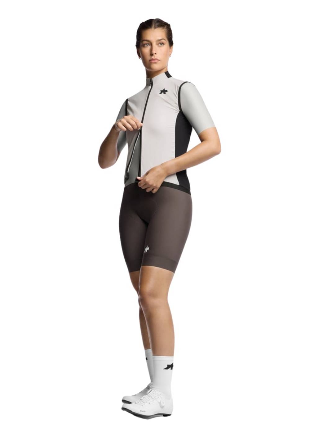 Assos Uma Gt Wind Vest S11 Jackets in Almond Milk - Image 3 of 3