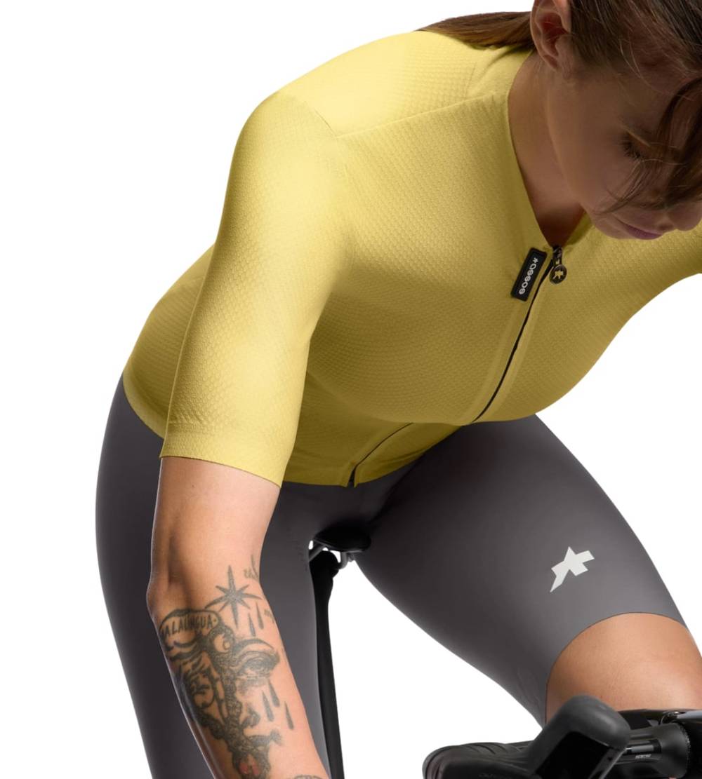 Assos Dyora R Jersey S11 - We Are The A in Mystic Yellow - Image 7 of 7