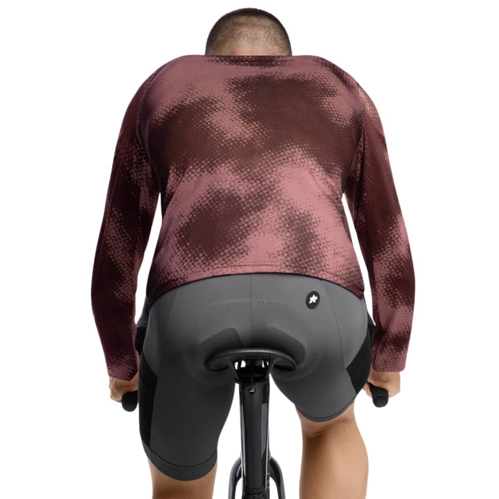 Assos Tactica Ls T-Shirt T5 Mud-Flage in Ground Brown - Image 4 of 5