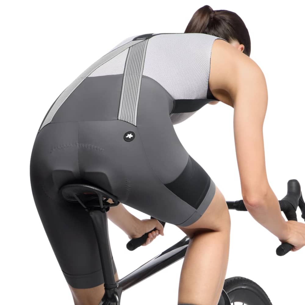 Assos Tactica Kieskafer Women'S Bib Shorts T5 in Robust Grey - Image 4 of 5