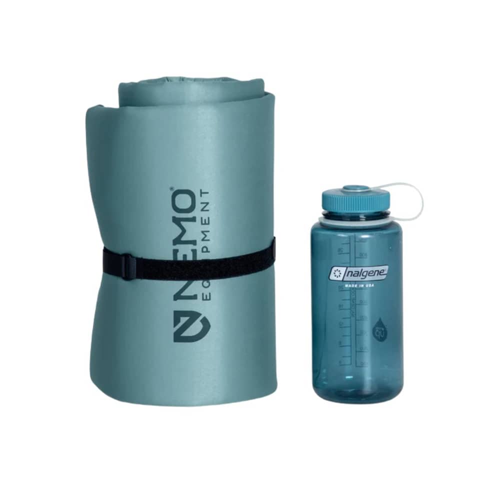 Nemo Flyer Cloud Sleeping Pad in Arctic/Ombre Blue - Image 4 of 4