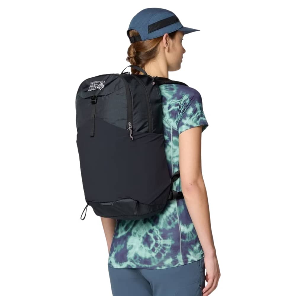 Mountain Hardwear Field Day 22L Backpack in Dark Storm - Image 6 of 12