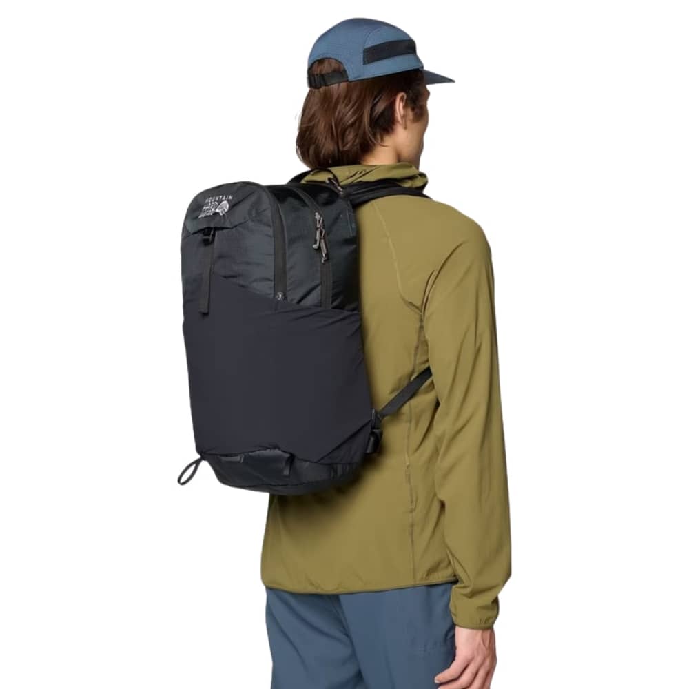 Mountain Hardwear Field Day 22L Backpack in Dark Storm - Image 8 of 12
