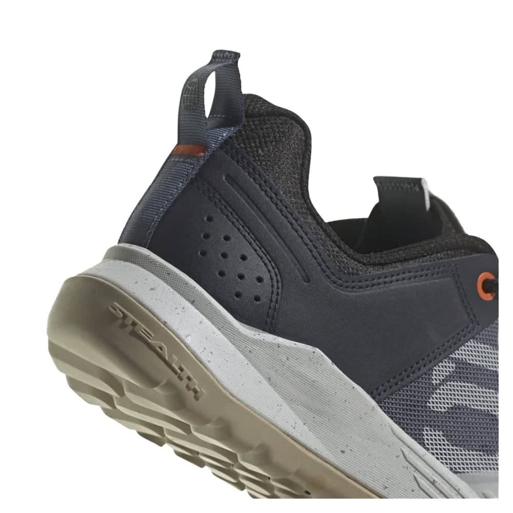 FIVE TEN TRAILCROSS XT SHOES in Silver Violet/FTWR White/Wonder Steel - Image 22 of 27