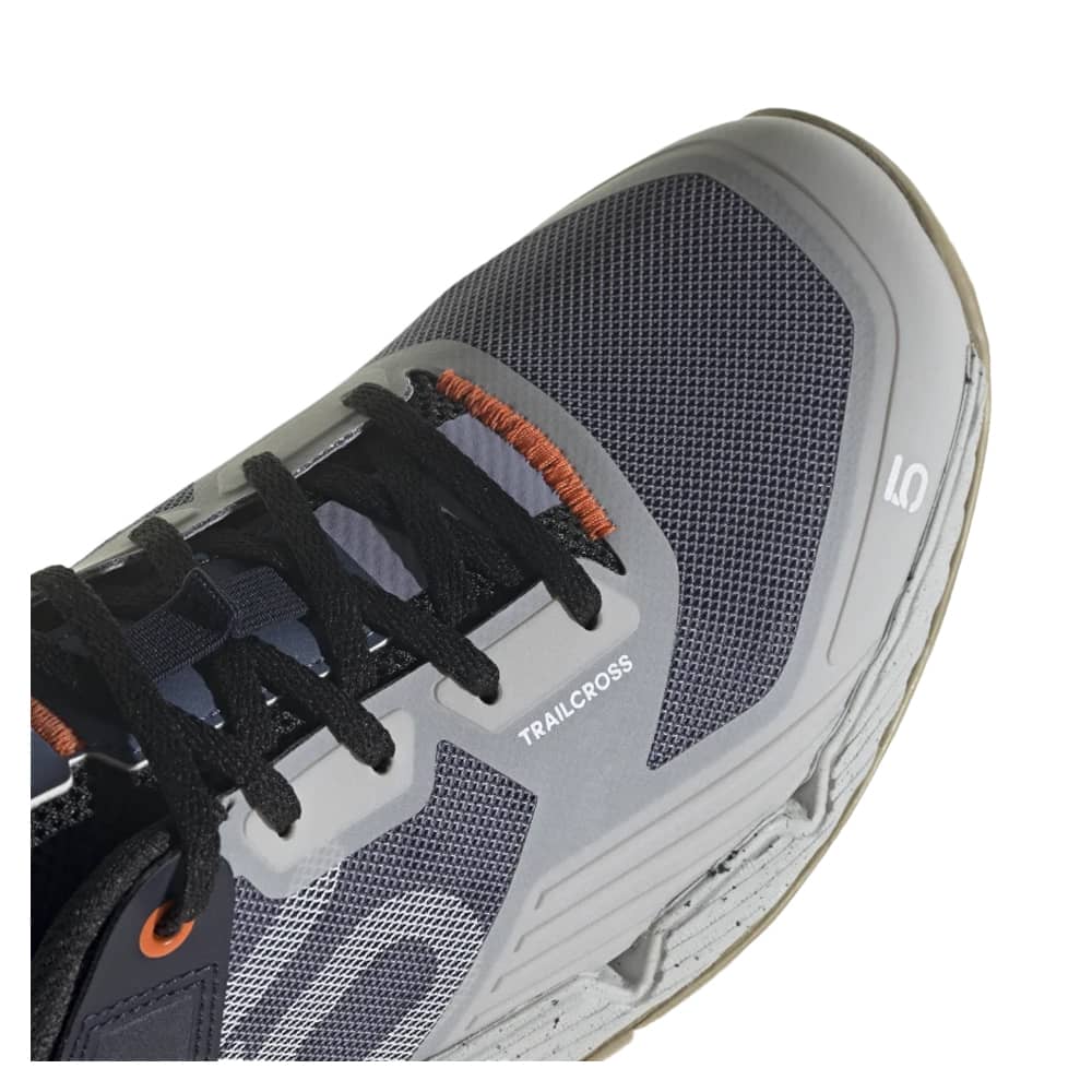 FIVE TEN TRAILCROSS XT SHOES in Silver Violet/FTWR White/Wonder Steel - Image 27 of 27