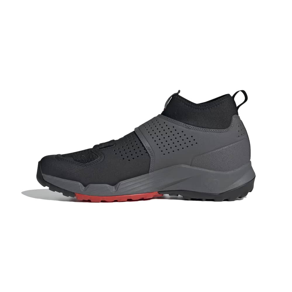 FIVE TEN TRAILCROSS PRO CLIP-IN SHOES in Grey Five/Core Black/Red - Image 6 of 9