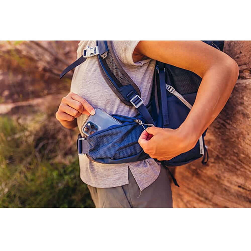 Gregory Juno 24 Backpack in Vintage Blue - Image 4 of 7