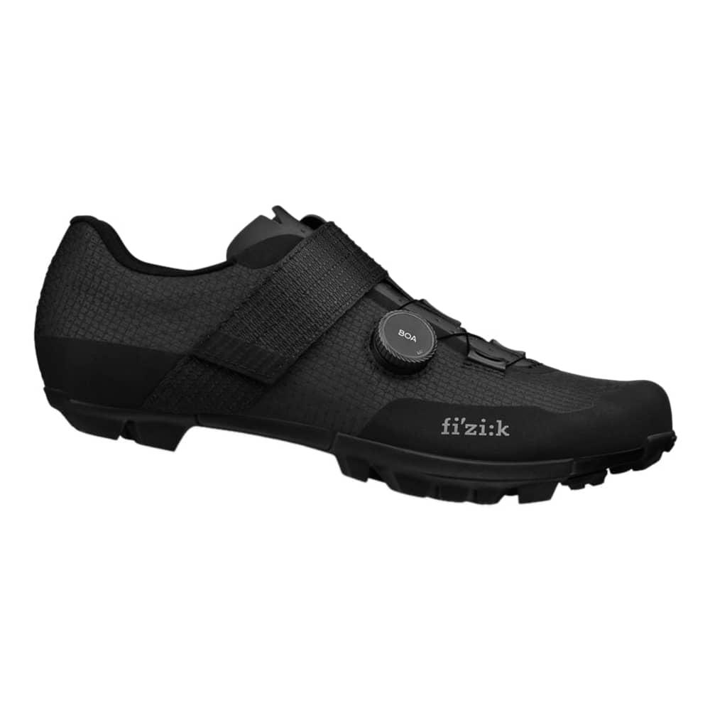 Fizik Vento Ferox Carbon Shoes in Black/Black - Image 1 of 4