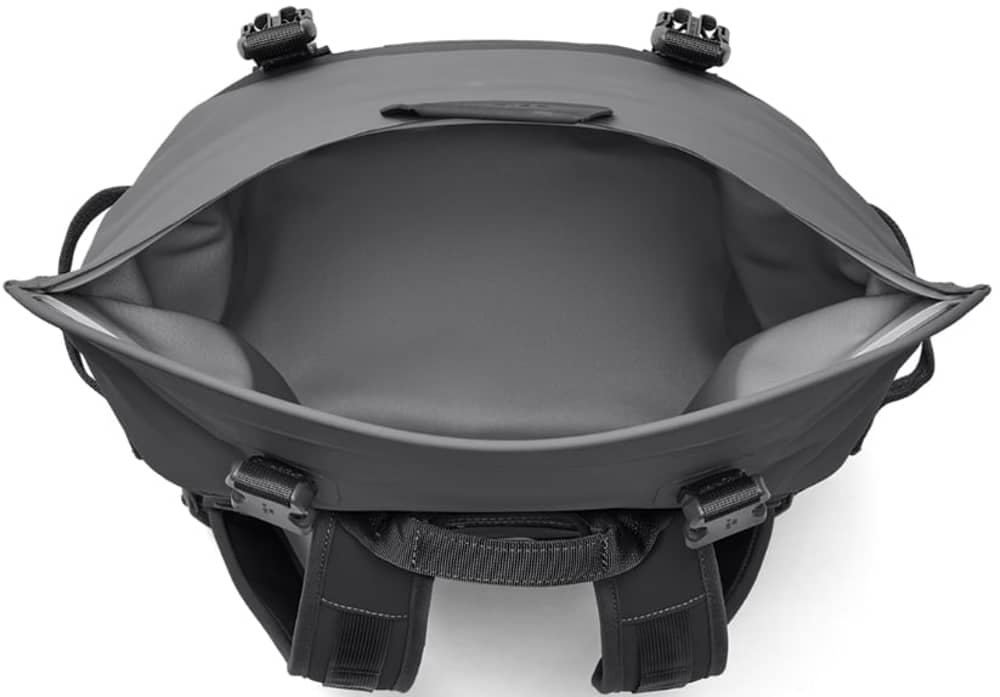 Yeti Hopper M20 Backpack Soft Cooler in Charcoal - Image 7 of 7