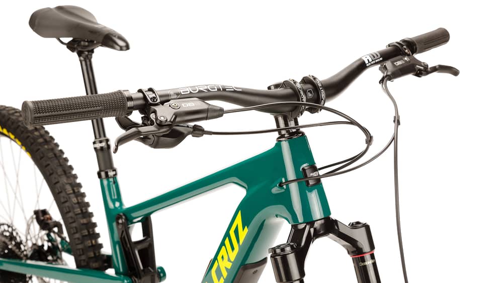 Santa Cruz Hightower 4 C R Bike in Gloss Green Day - Image 5 of 5