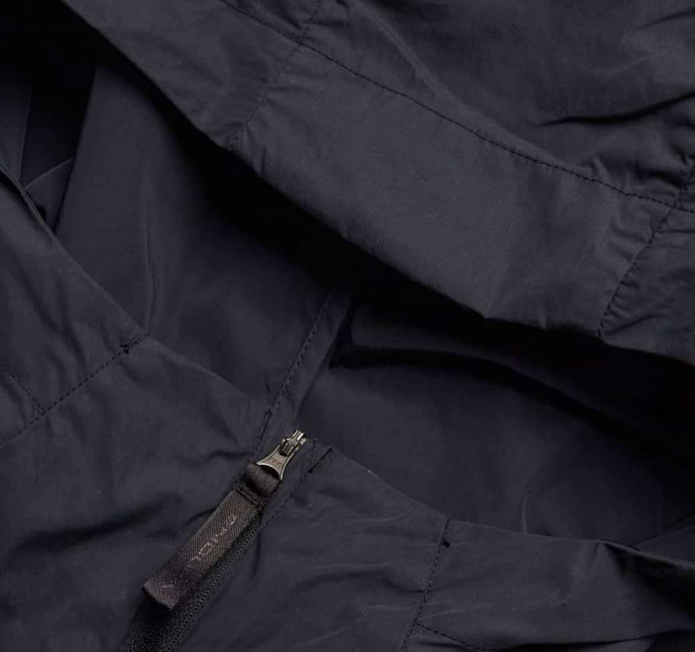 Endura Sultrac Breathable Lwt Jacket in Moonless Night - Image 3 of 6