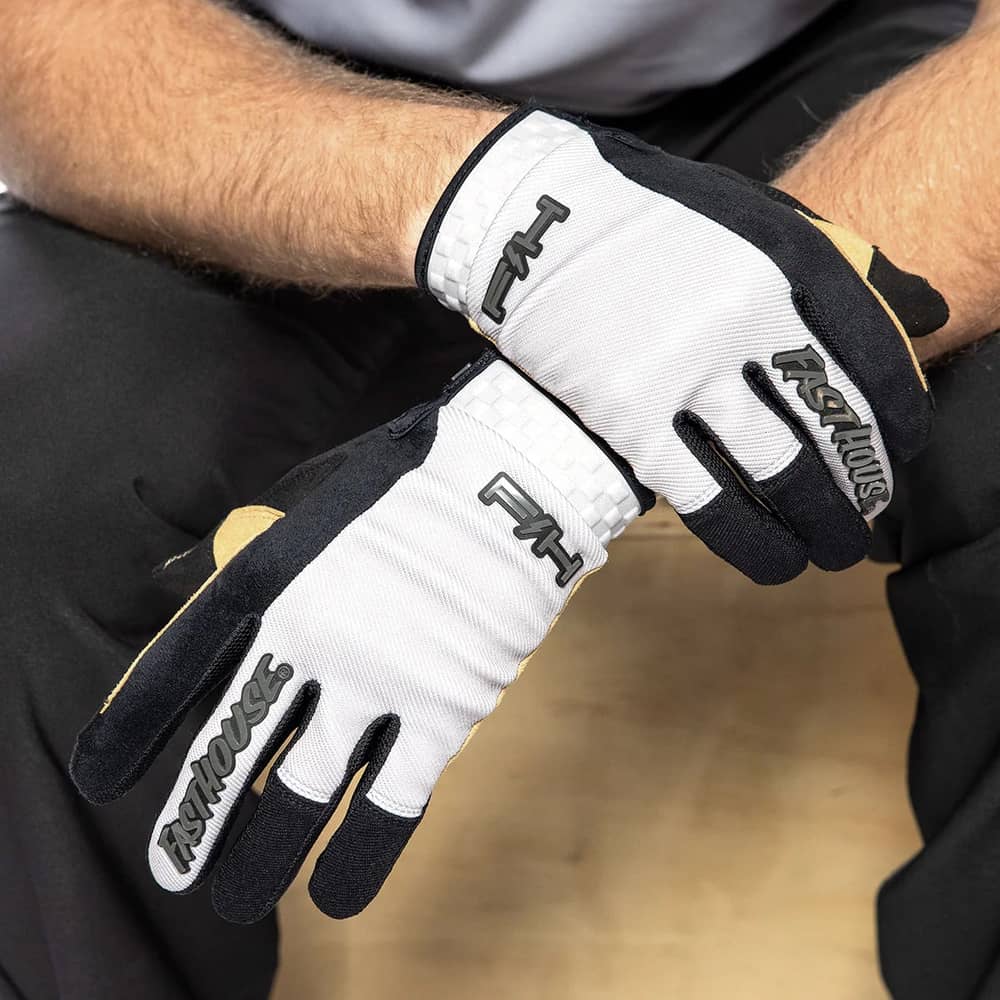 Fasthouse Ridgeline Chandler Glove in Light Gray - Image 4 of 4