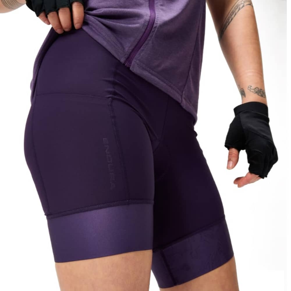 Endura Women's Loop Waist Short in Bramble - Image 5 of 9