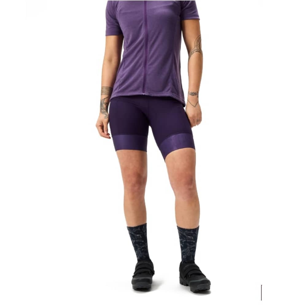 Endura Women's Loop Waist Short in Bramble - Image 2 of 9