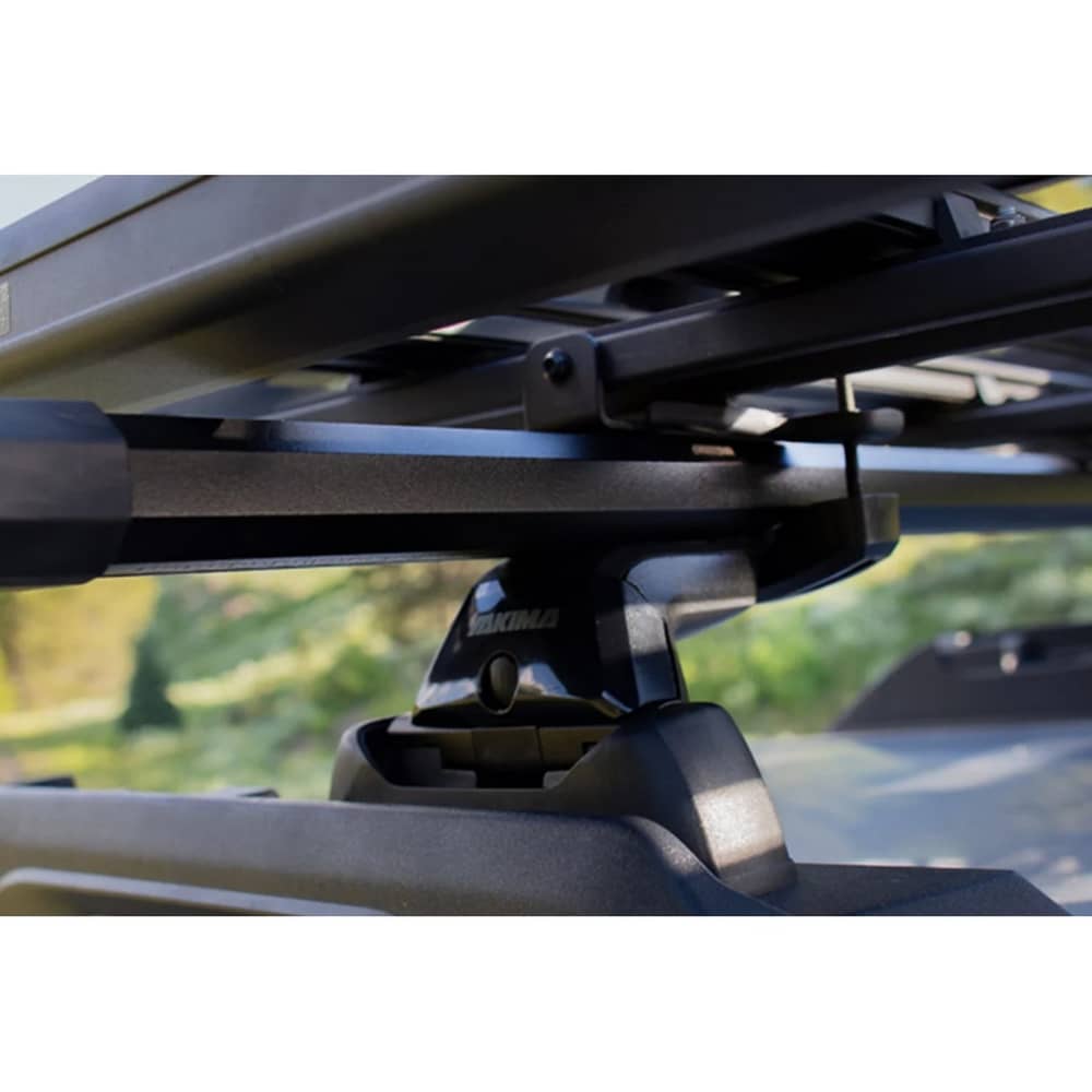 Yakima LockNLoad Crossbar Clamps in Black - Image 2 of 2