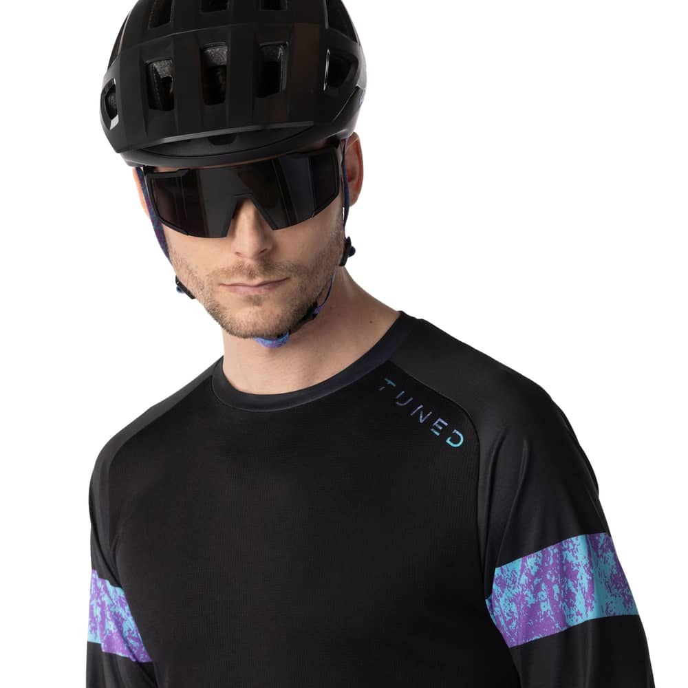 Scott Men's Trail Tuned LS Tee in Black/Swish Purple - Image 3 of 6