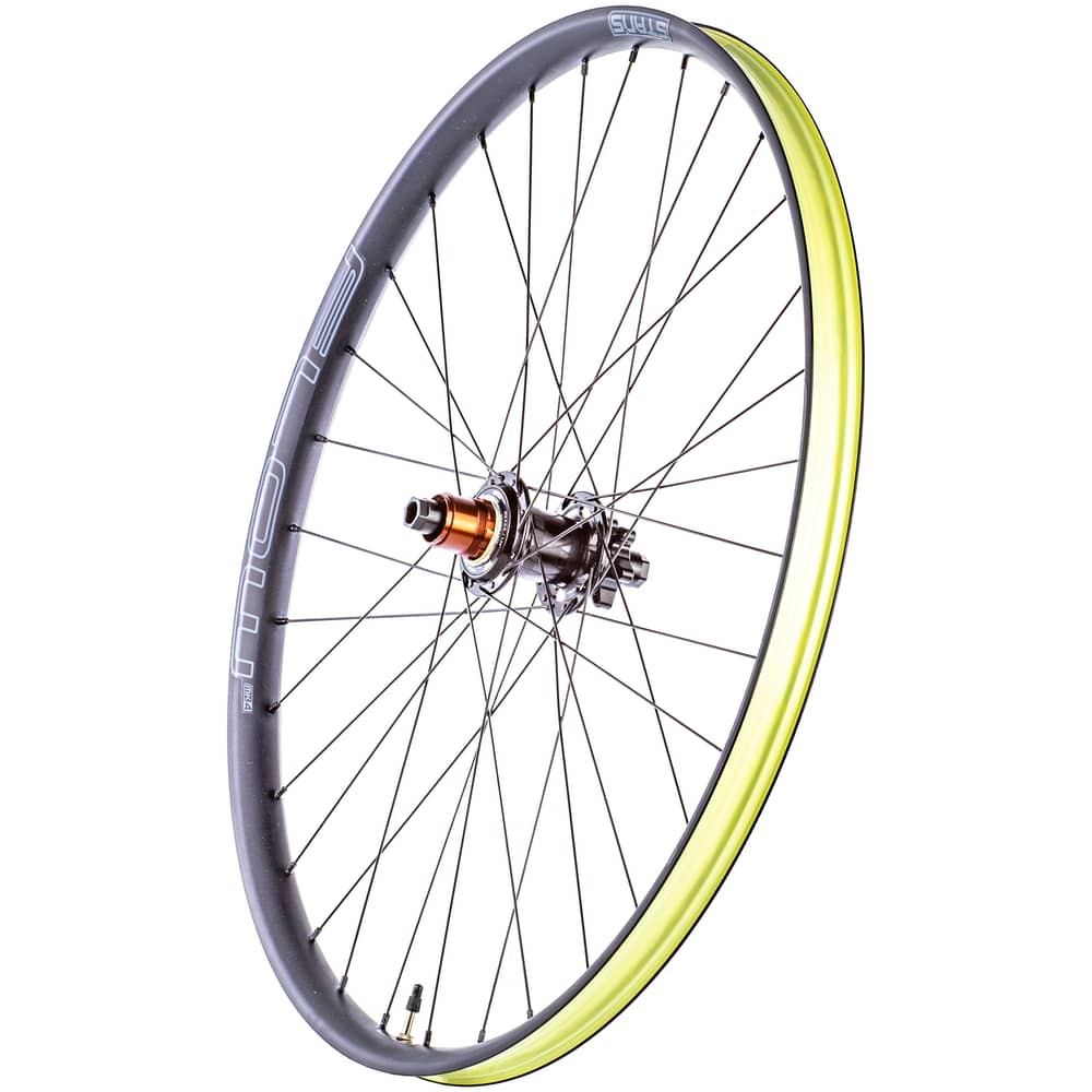 Stan's Notubes Flow Mk4 27.5" Wheel in Black - Image 1 of 3