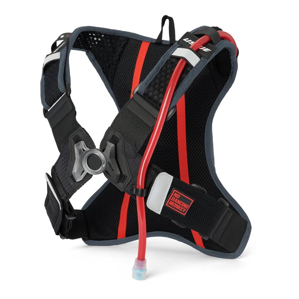 USWE XC Outlander 2L Hydration Pack in Blue - Image 2 of 4