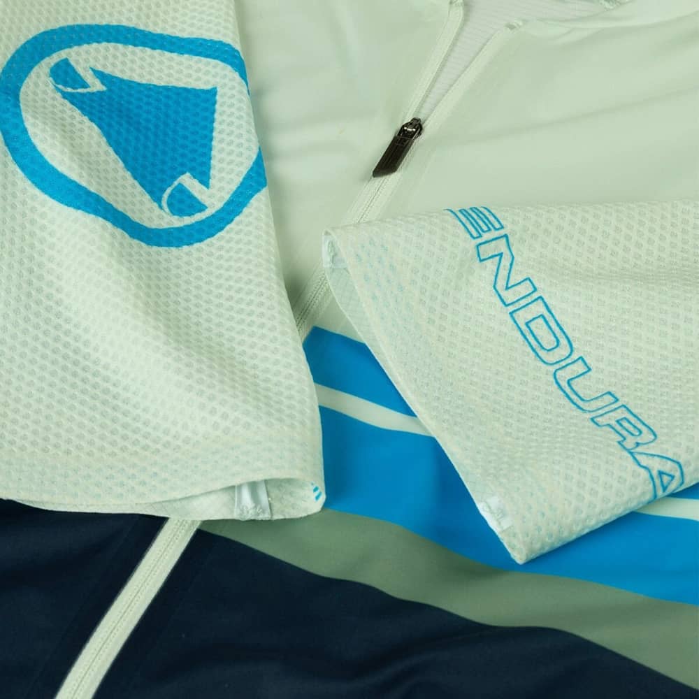 Endura Pro SL Race Jersey in Baltic - Image 3 of 3