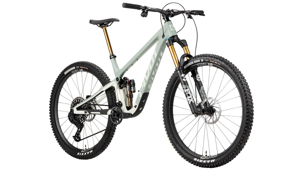 Pivot Trailcat LT Pro X0 Bike in Green Meadow Mist - Image 4 of 5