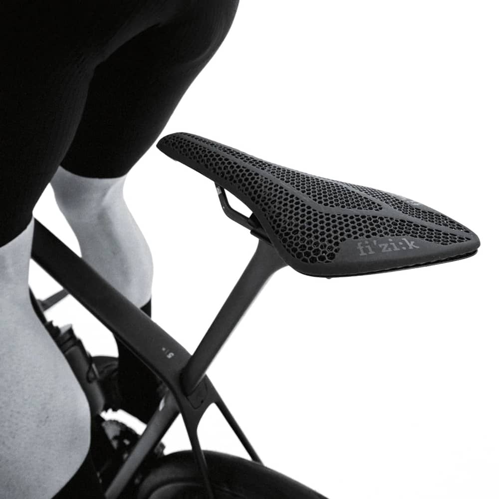 Fizik Vento Arione Adaptive R1 Saddle in Black - Image 6 of 8