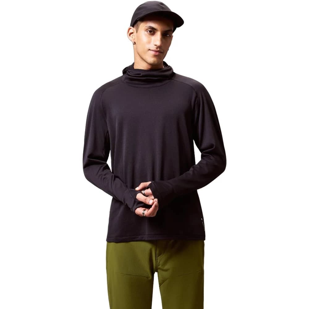 Endura Men's AllTrack Roam Scuba Hoodie Fleece in Black - Image 4 of 5