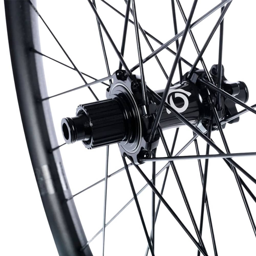Industry Nine Sector AL Classic Hydra2 29" Wheel in Black - Image 2 of 2