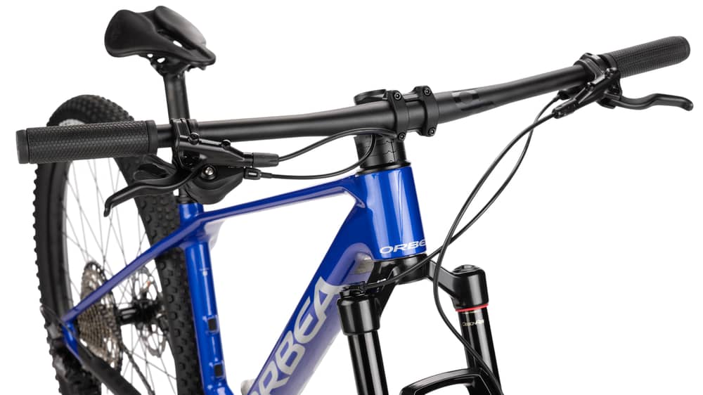 Orbea ALMA M30 Bike 2026 in Gloss Cobalt Blue/Matt Carbon Raw - Image 4 of 5