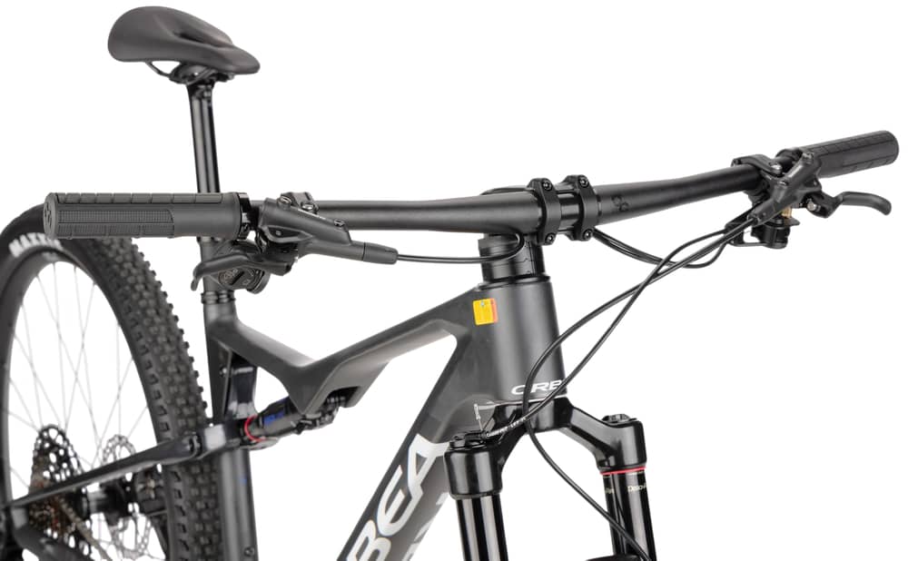 Orbea OIZ M21 AXS Bike 2026 in Diamond - Image 5 of 6
