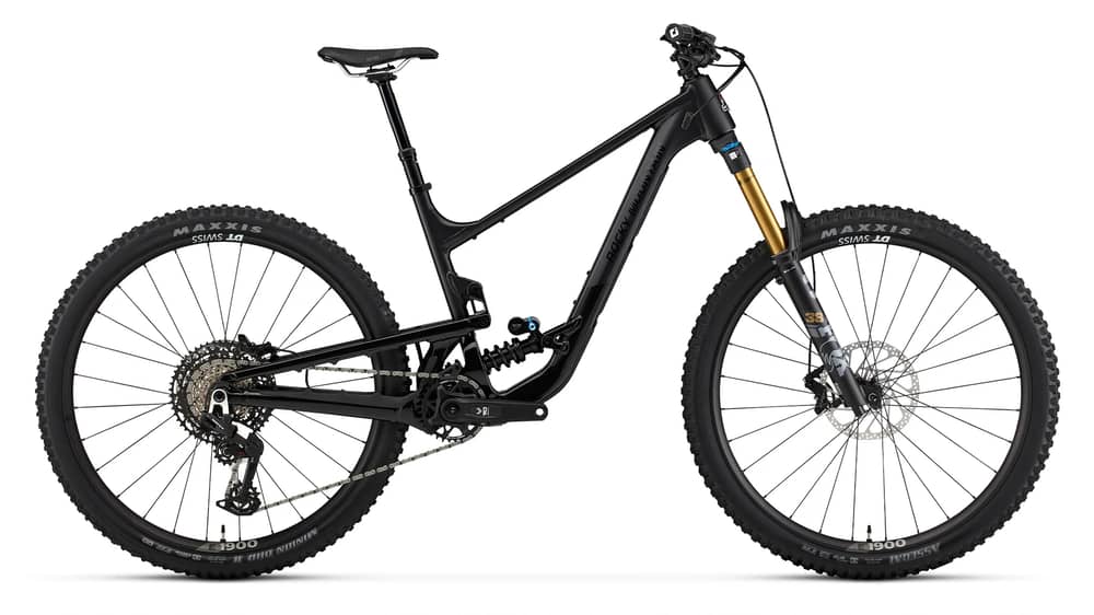 Rocky Mountain ALTITUDE A70 Bike in Black/Black - Image 1 of 1