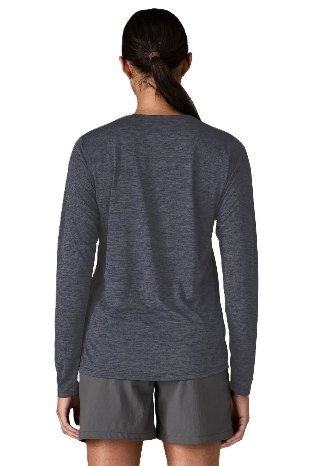 Patagonia Women's Long Sleeve Cap Cool Daily Shirt in Aquatic Blue  / Light Aquatic Blue X-Dye - Image 3 of 3